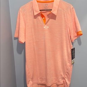New with tags!! Men’s Oakley golf shirt